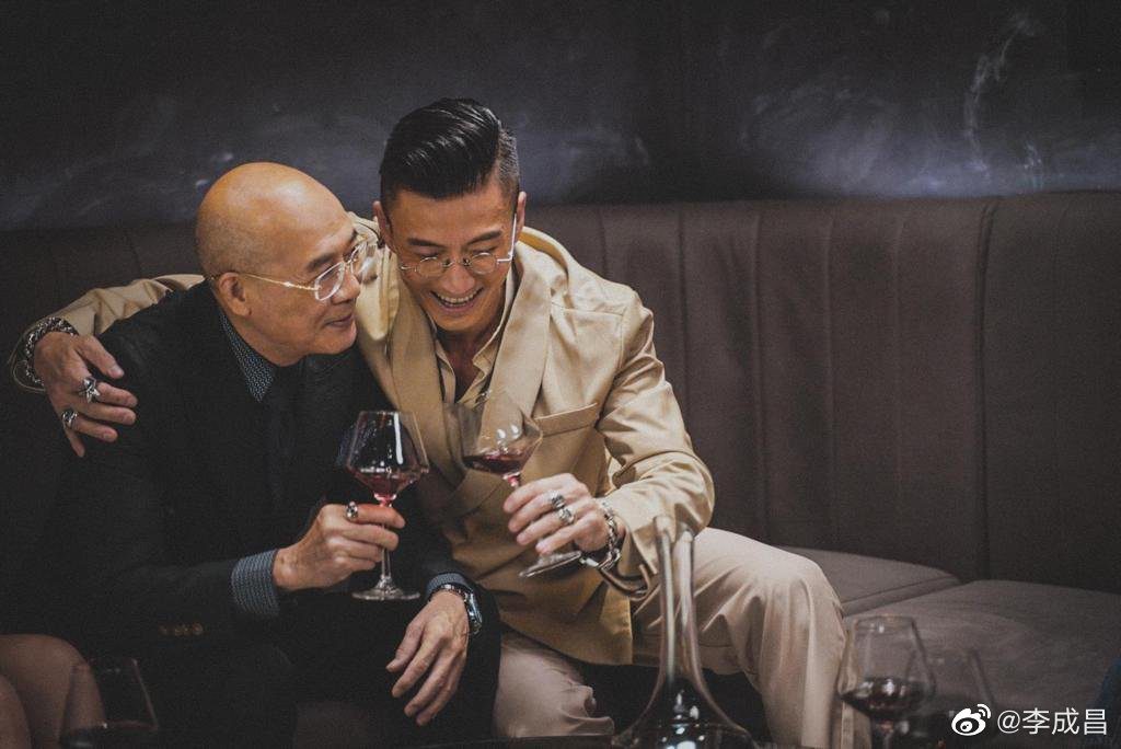 李成昌即使年過六十,依然每年參演多部劇集,非常活躍。