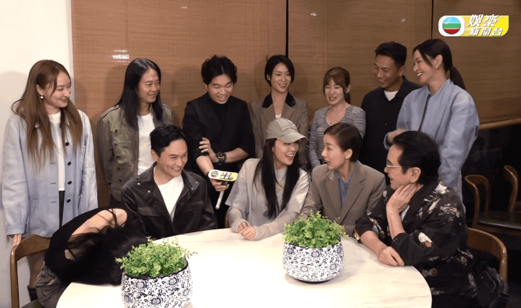 張智霖與江美儀聞言,立即笑稱該言論「唔出得街」。