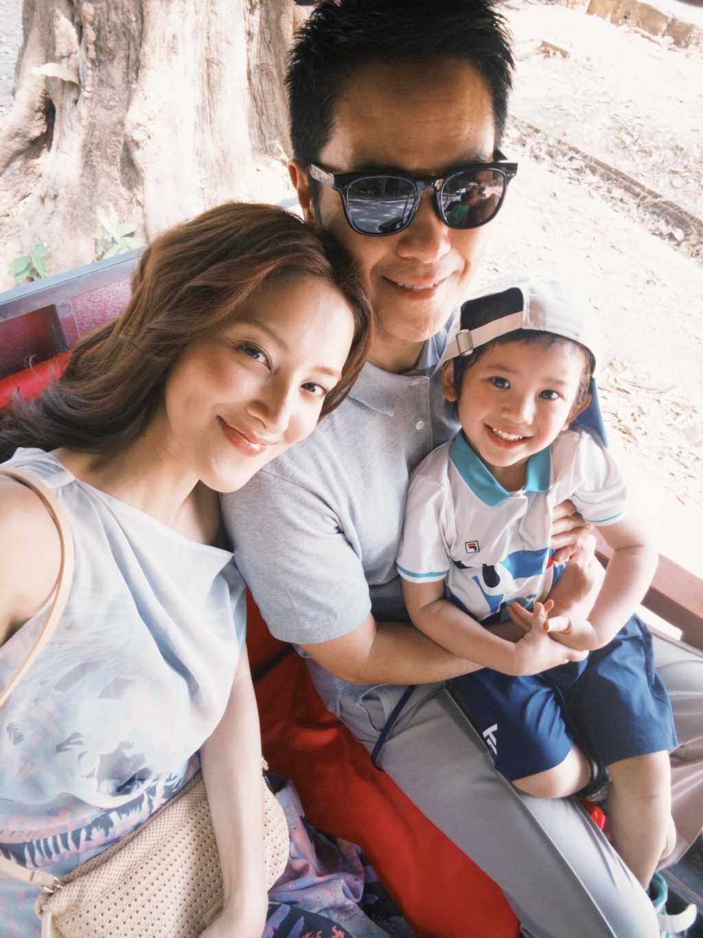 鄭嘉穎一直是陳凱琳參賽時的堅強後盾。