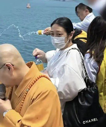 內地傳媒早前流出了朱麗倩的近照。