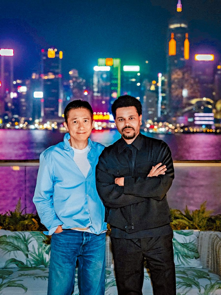 The Weeknd 都有在社交平台分享與梁朝偉的合照，並配上王菲的《夢中人》作為背景音樂。