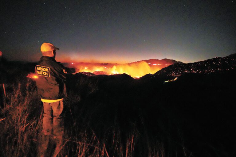 布萊森山火令馬里布居民重溫災情噩夢。美聯社