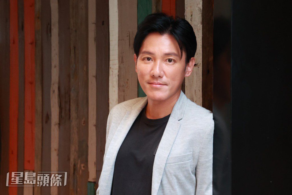阿康指在TVB期間收穫很多演出機會,令他對演戲的信心不斷增強。