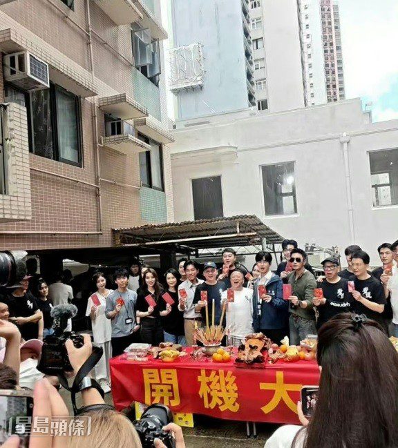 加盟曾志偉旗下後,阿康隨即有機會參演《狩謊》,與衛詩雅、成毅等人合作。