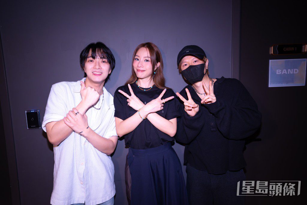陳健安與Lester驚喜現身音樂會舞台。