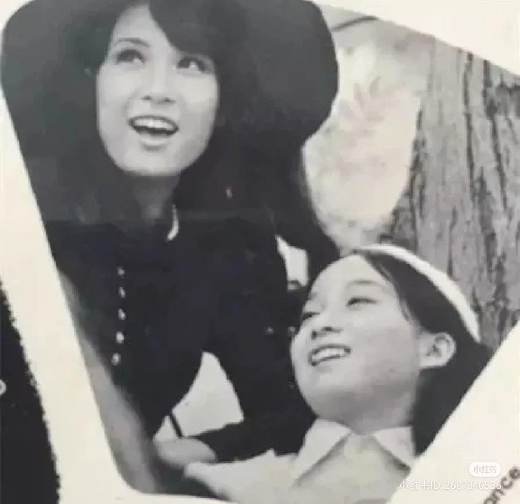陳依齡與妹妹陳美齡一樣擁有出眾樣貌。