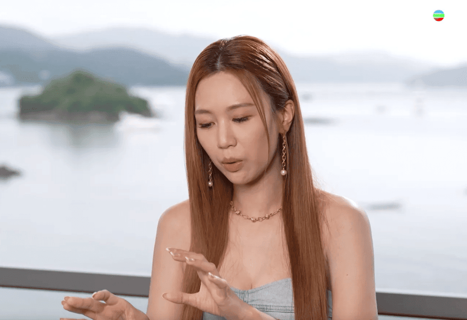 何沛珈解釋她在節目中作出的決定。
