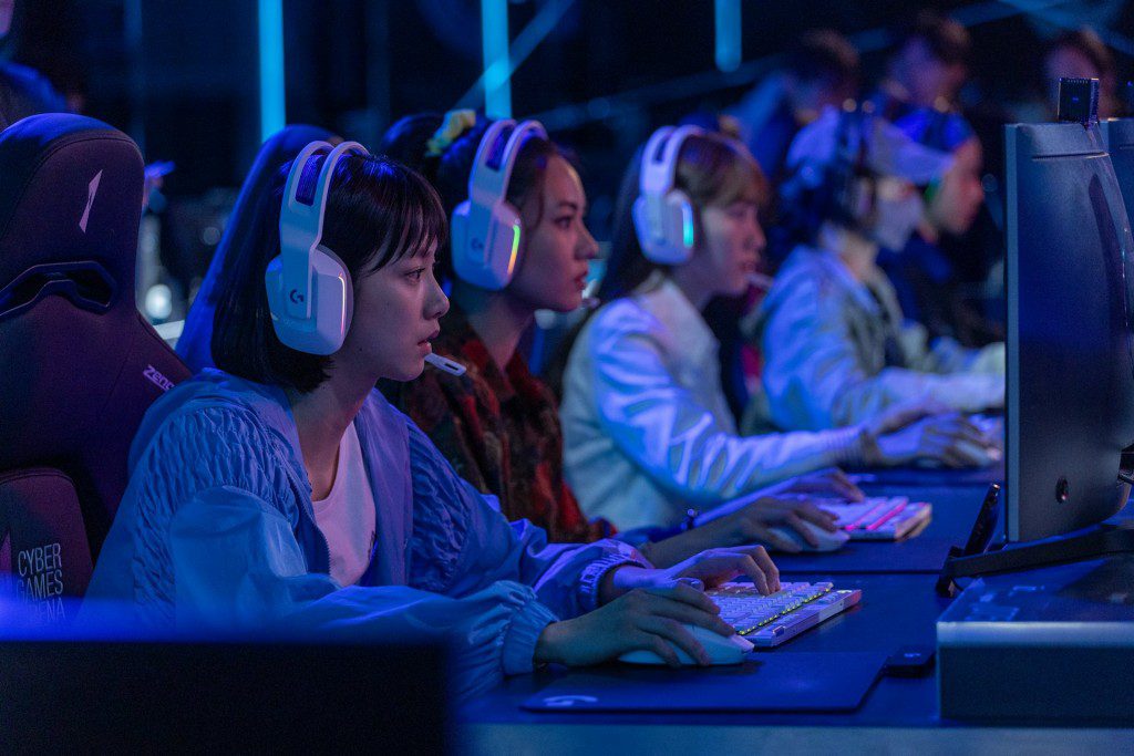 袁澧林飾演的Summer重新召集戰友,以「Gamer Girls」之名參加業餘賽事。