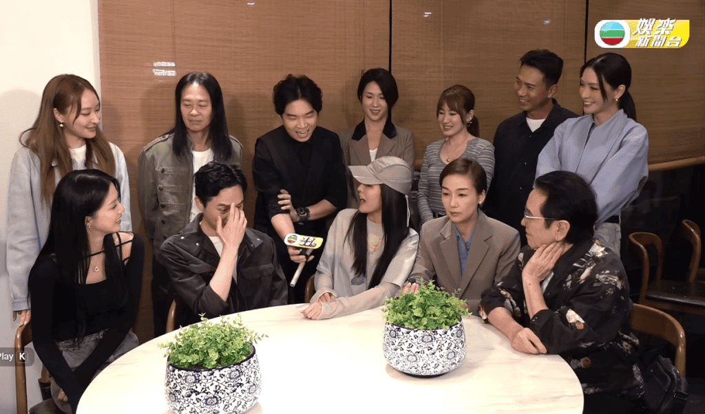 張曦雯在戲中激動罵張智霖是「X街」。