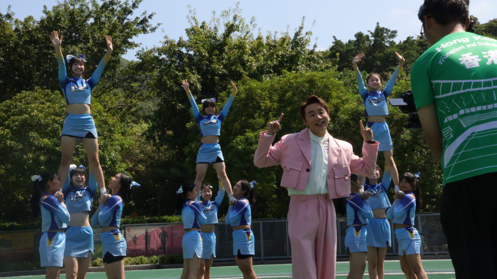 王鄭浚仁希望透過音樂傳遞生命的力量與希望。