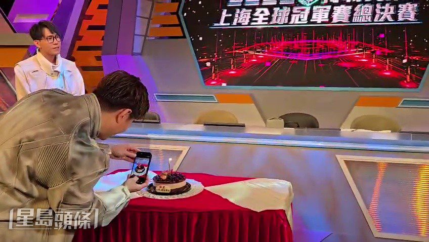 他表示現時會將工作放在首位,個人的姻緣事則留待將來再考慮。