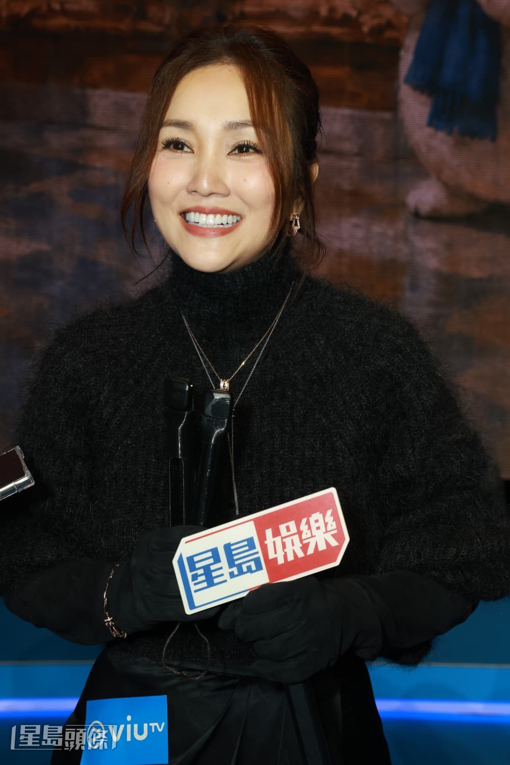 除了拍劇，Kay亦預告將前往美加、澳洲等地舉行巡迴演唱會，計劃以香港作為尾站。