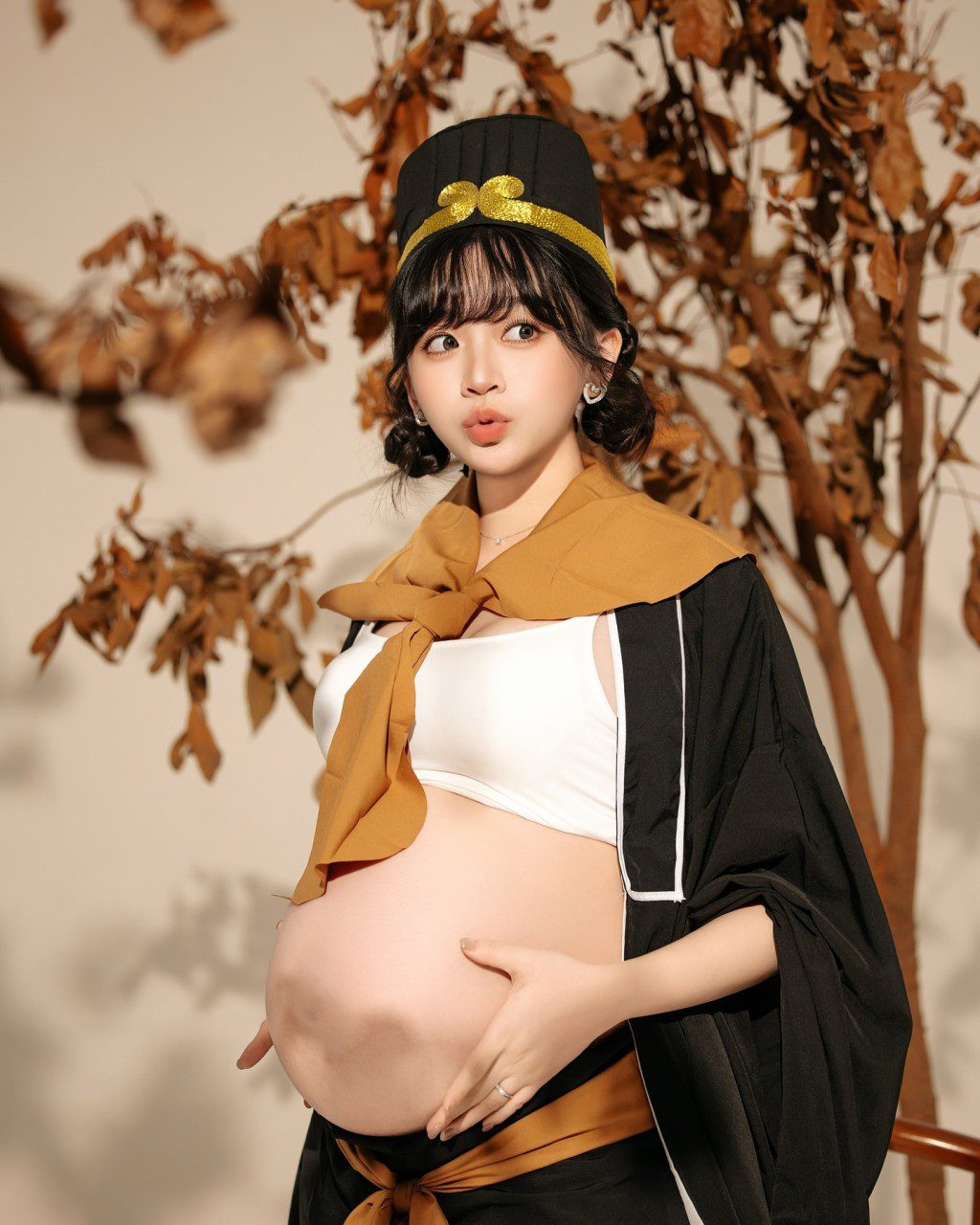 陳語謙與丈夫育有一女一子。