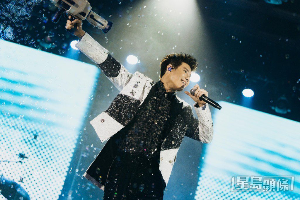 張與辰早前在澳門舉行《The Novara Ball》演唱會。