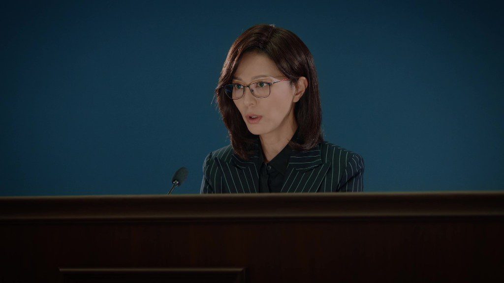 張智霖與滕麗名有法庭對壘戲。