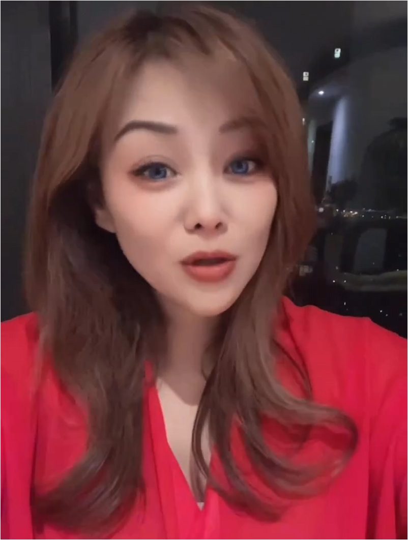 姚正菁現時亦會拍攝短片分享日常生活。