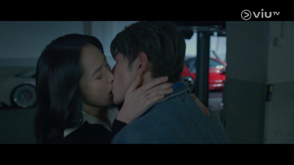 魏浚笙與林愷鈴有激情吻戲。