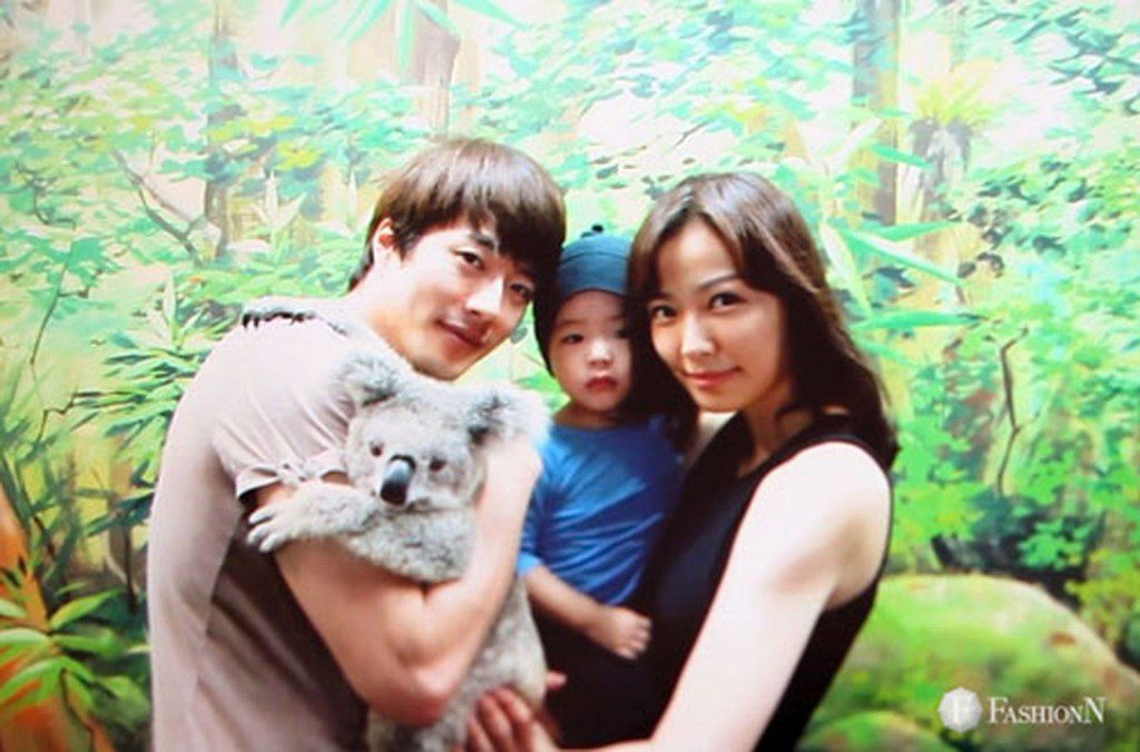 權相佑與孫泰英的大兒子在2009年出生。