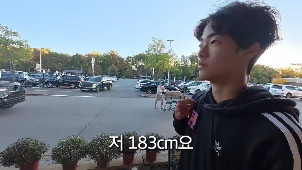 孫泰英大兒子權祿熙擁有183厘米的身高。