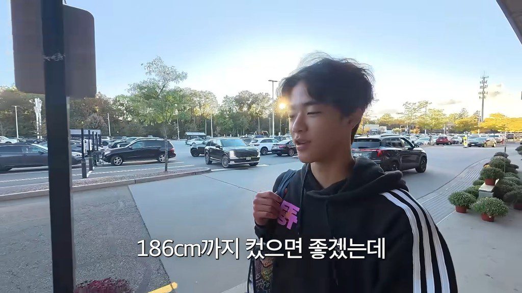 孫泰英大兒子權祿熙仍在發育階段,目標身高是超過186厘米。