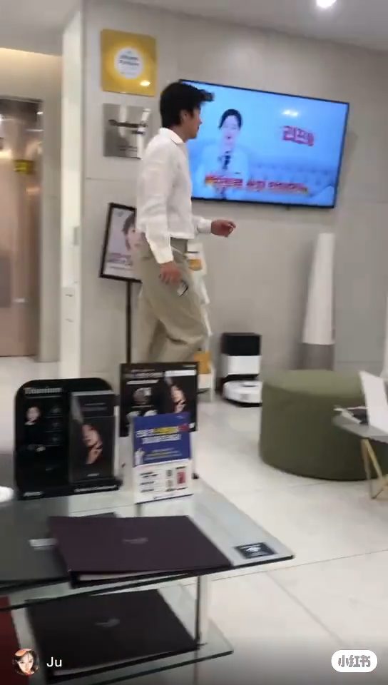 權相佑身形未有中年發福跡象。