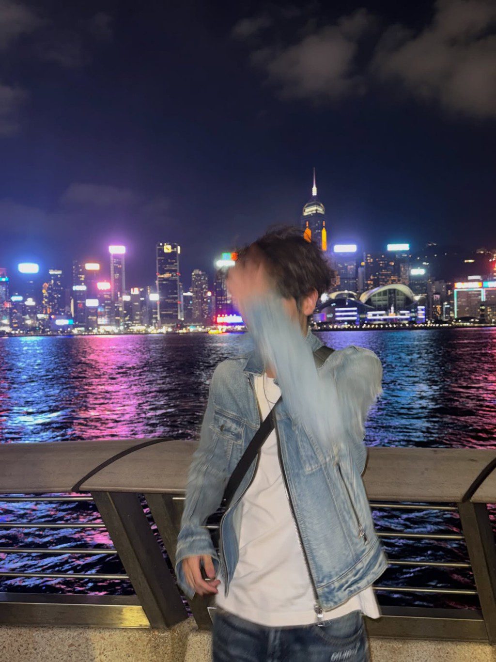 未知李立仁回港期間是否已與姚焯菲見面。