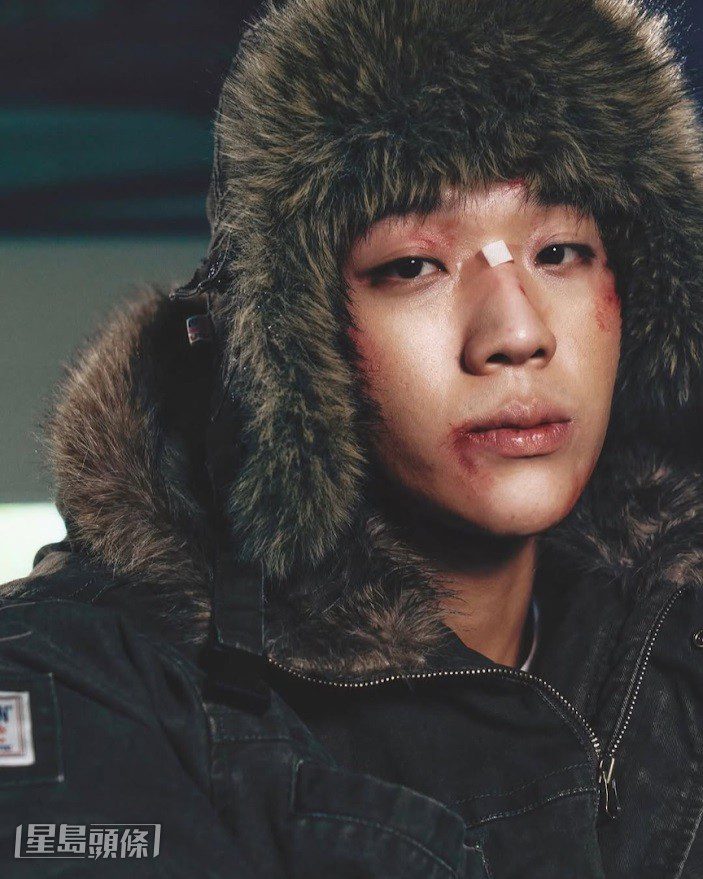 梁洪元於2017年參加《高等Rapper》奪冠後出道,隨即走紅。