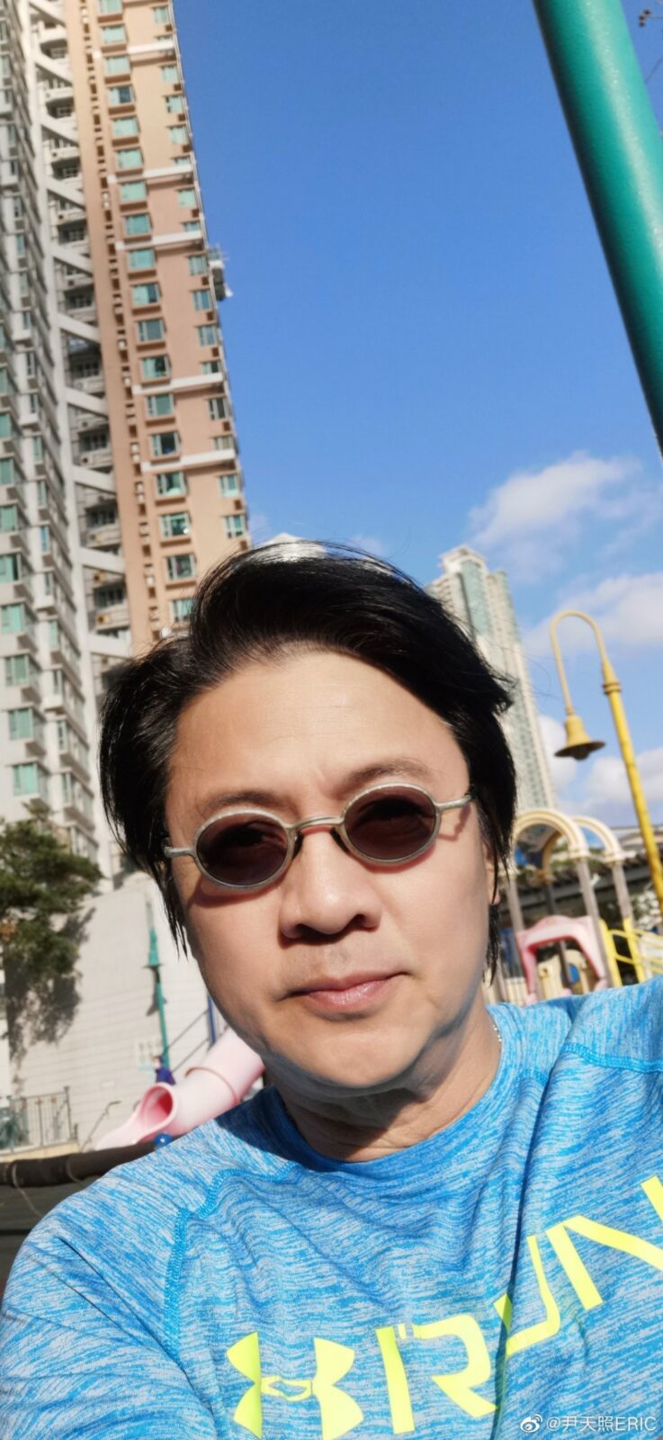 雖然近年短劇流行,但尹天照仍希望長篇劇集能夠復興。