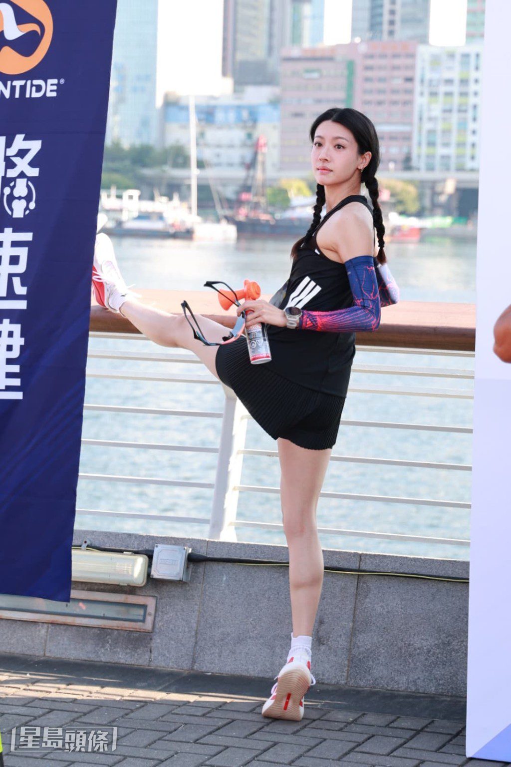 蔡思貝參與10公里女子組賽事。