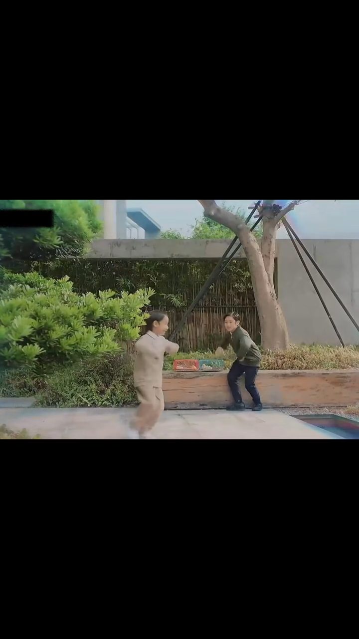 當時經常一起玩耍。