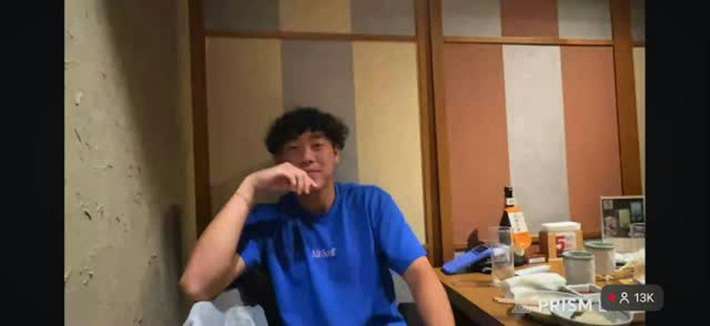 黃澤林於10月中在網絡直播親口證實兩人分手