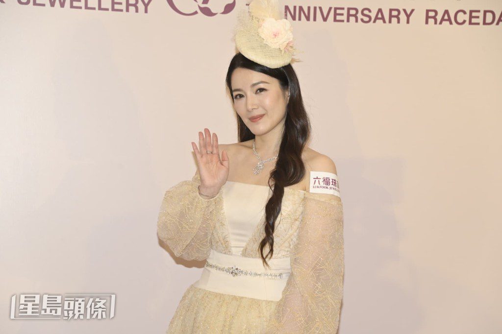 苟芸慧笑言,若自己作半裸演出,恐怕無人會看。