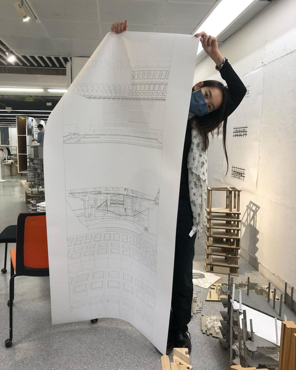 林愷鈴已從香港大學建築系畢業。