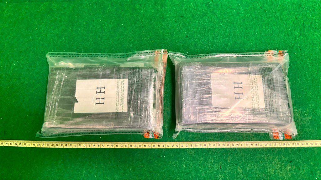 內地男旅客由檳城抵港藏130萬元可卡因 海關機場截獲