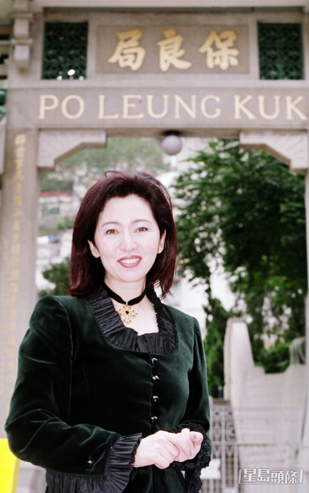 張瑪莉2012年與建築師余文平再婚,曾透露護照仍冠「李」姓,紀念已故前夫。