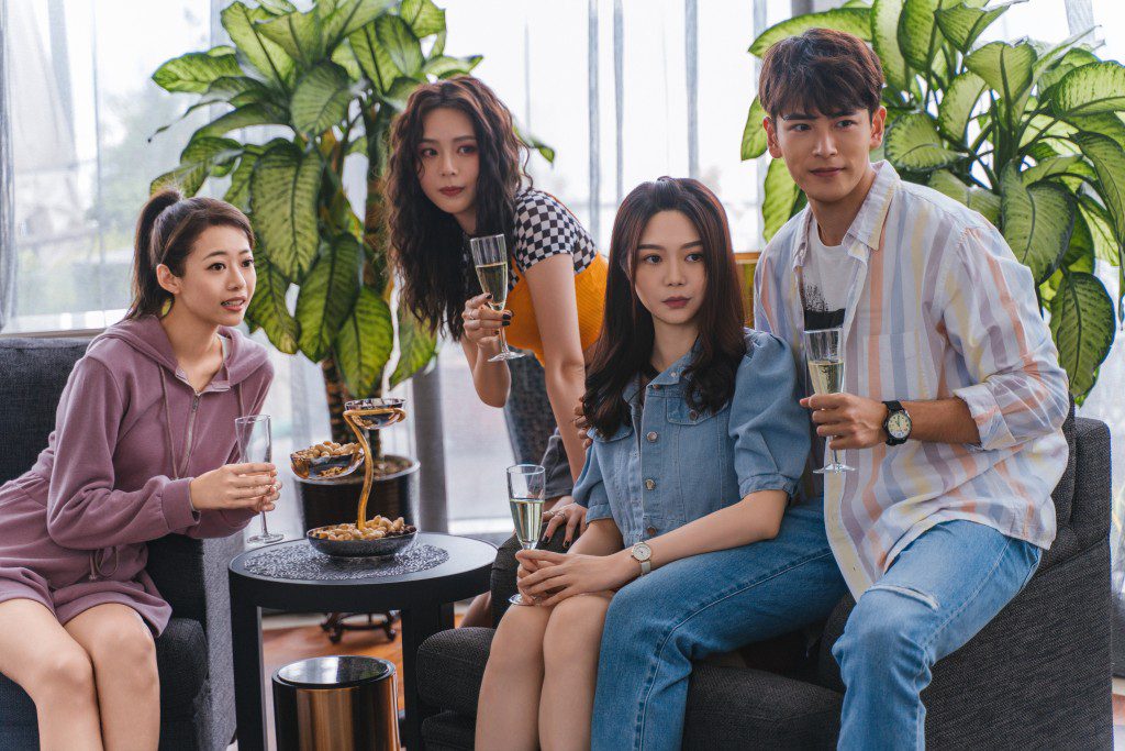 《情場如戰場》延續葉念琛擅長的愛情路線。