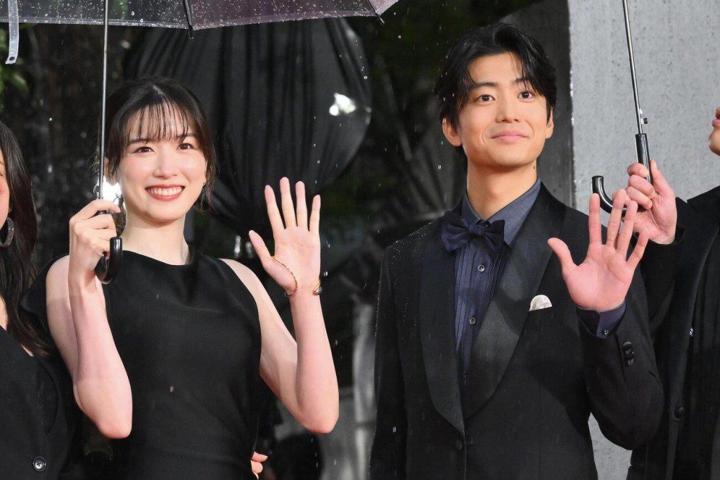 永野芽郁與伊藤健太郎一同現身，為劇集《朝日町的孃王》進行宣傳。
