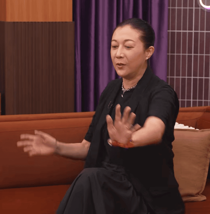 吳綺莉近日登上《九運會客室2》，透露選亞姐時的內幕。