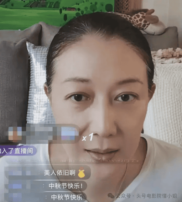 吳綺莉在中秋節期間開直播。