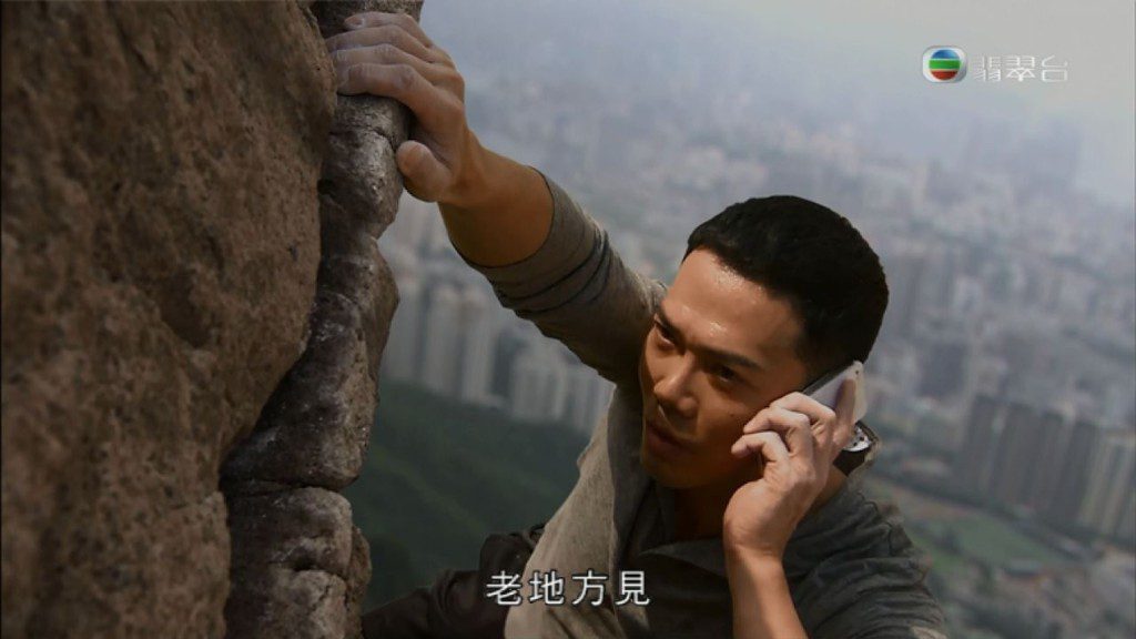 2009年,謝天華因《學警狙擊》「Laughing哥」一角而走紅。