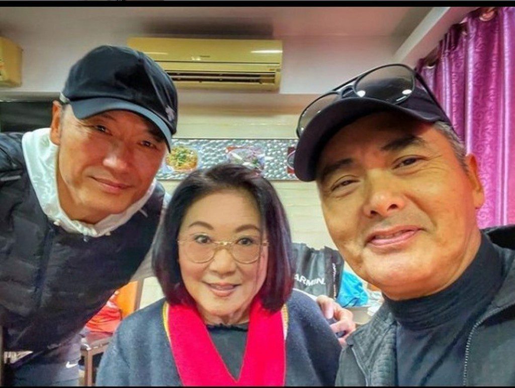 周潤發、苗僑偉與李司棋,是相識多年的老朋友。