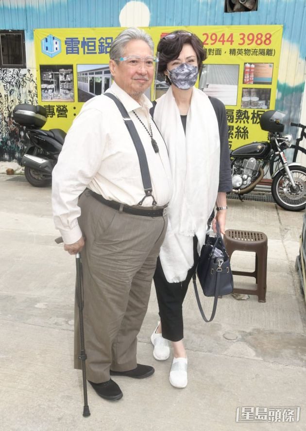 洪金寶2021年出席《邊緣行者》開鏡儀式時，身形仍見豐腴。