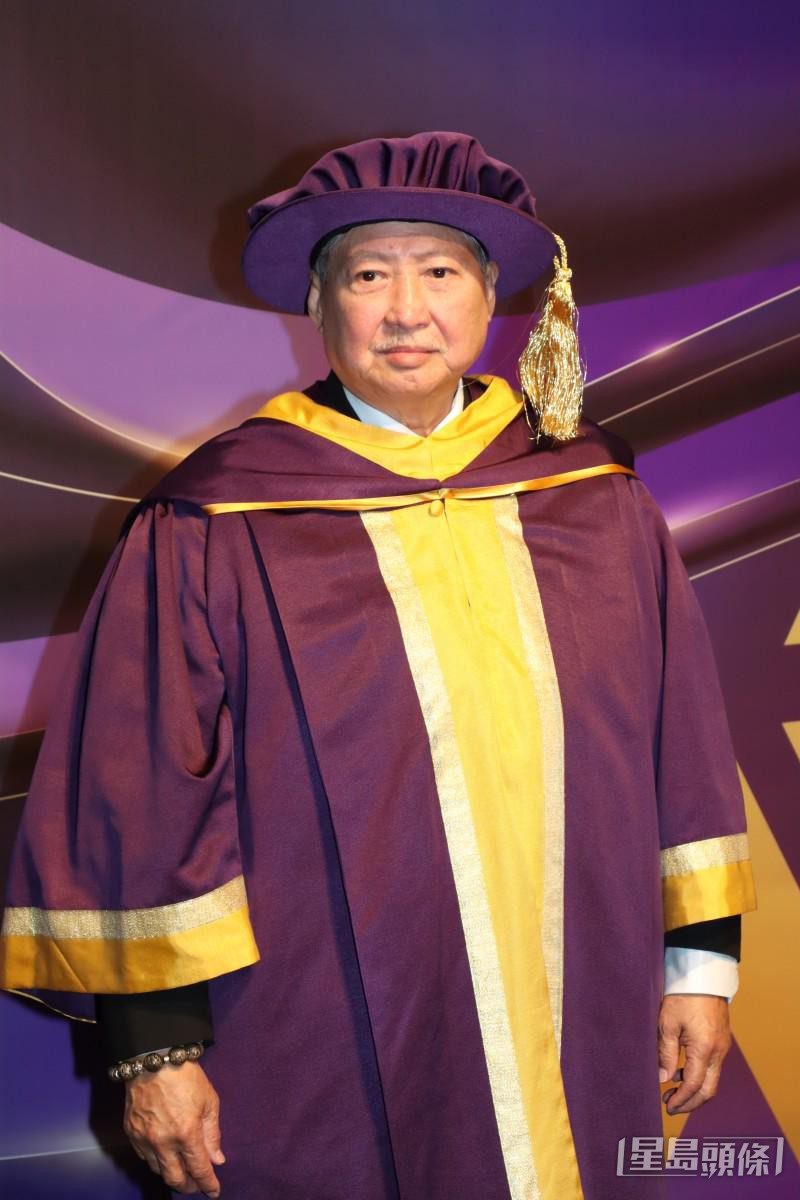 洪金寶於2024年獲香港演藝學院頒授榮譽博士學位。
