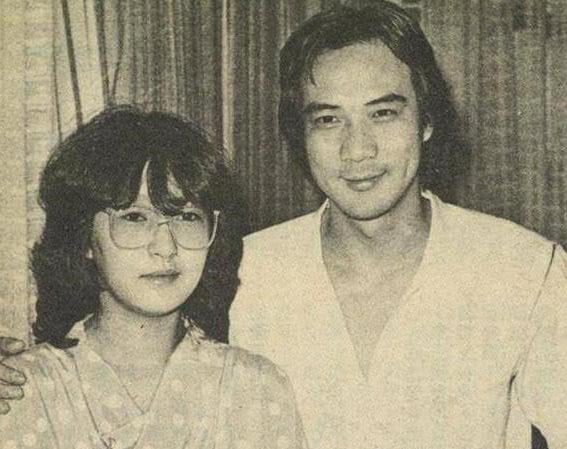 1983年，雪梨因拍戲戀上有婦之夫徐少強，誤當第三者。