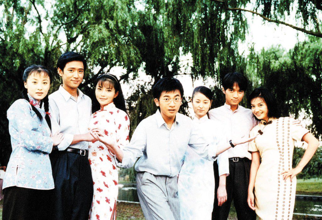 趙薇與林心如、蘇有朋、古巨基共同演出瓊瑤劇《情深深雨濛濛》。