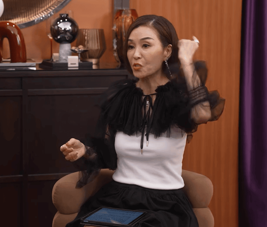 伍詠薇指當時有主持想睇重播，並直斥這類說法是Bullshit。