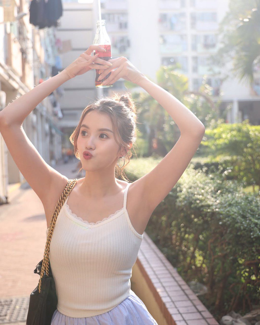 鄧凱文早前分享照片,在彩虹邨遊玩打卡,畫面吸睛。