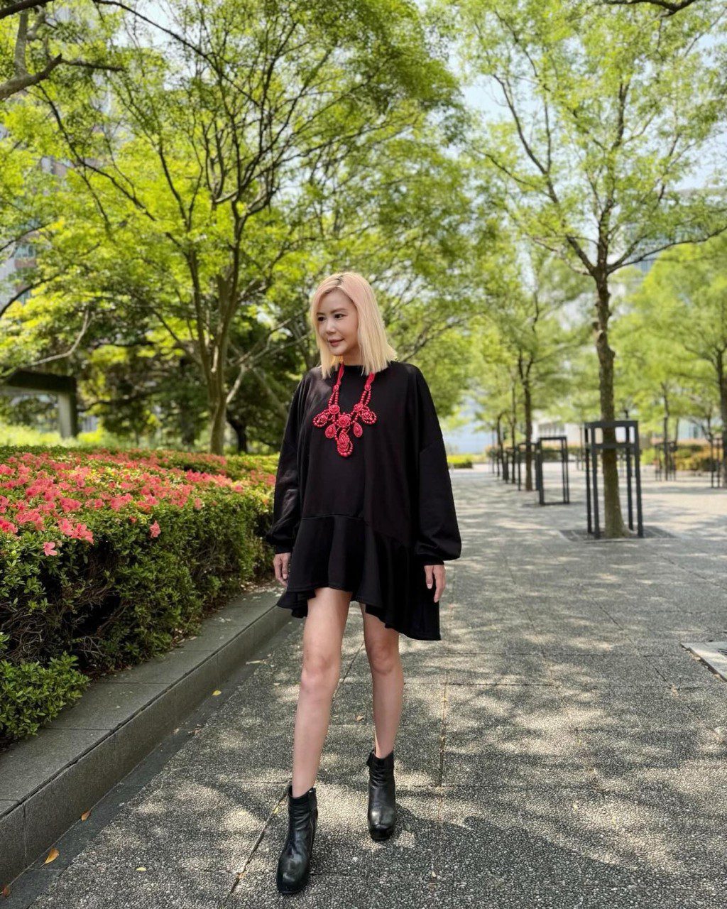 杜如風因炫富形象被封世界級港女。