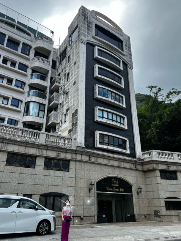 不時有內地網民到郭富城居住地點打卡。