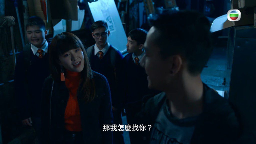 田宇希(左一)在《黯夜守護者》中飾演一名中學生。